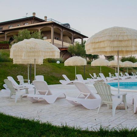 Cataleya Resort & Spa Notaresco Bagian luar foto